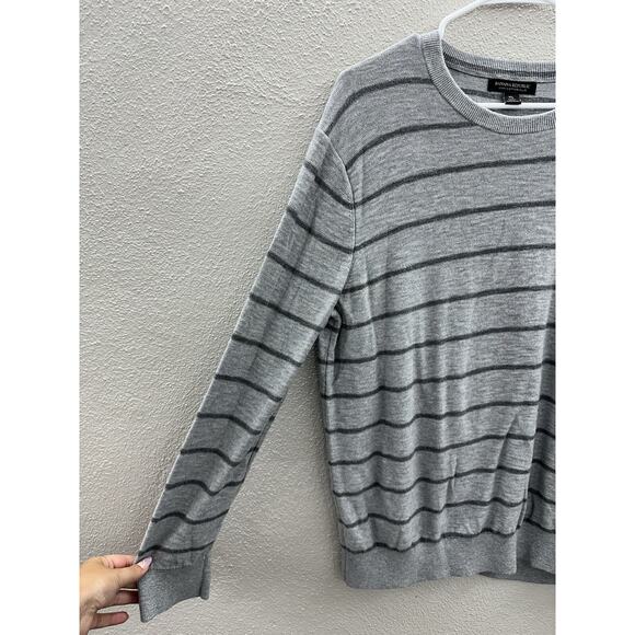 Banana Republic Mens Sweater Size XL Gray Striped Round Neck Cotton Slub - Picture 2 of 9